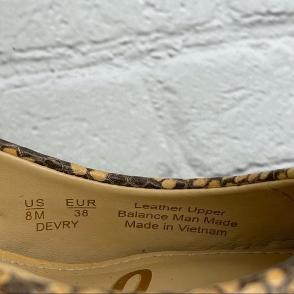 Damaged - Picture 12 of 15